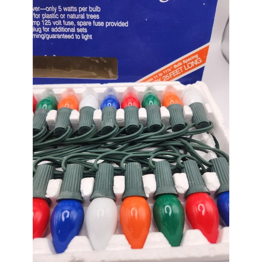 VTG JOYBRITE 25 OUTDOOR C-7 Christmas Lights 25 Ft  Multicolor 7 Amp 125 Volt